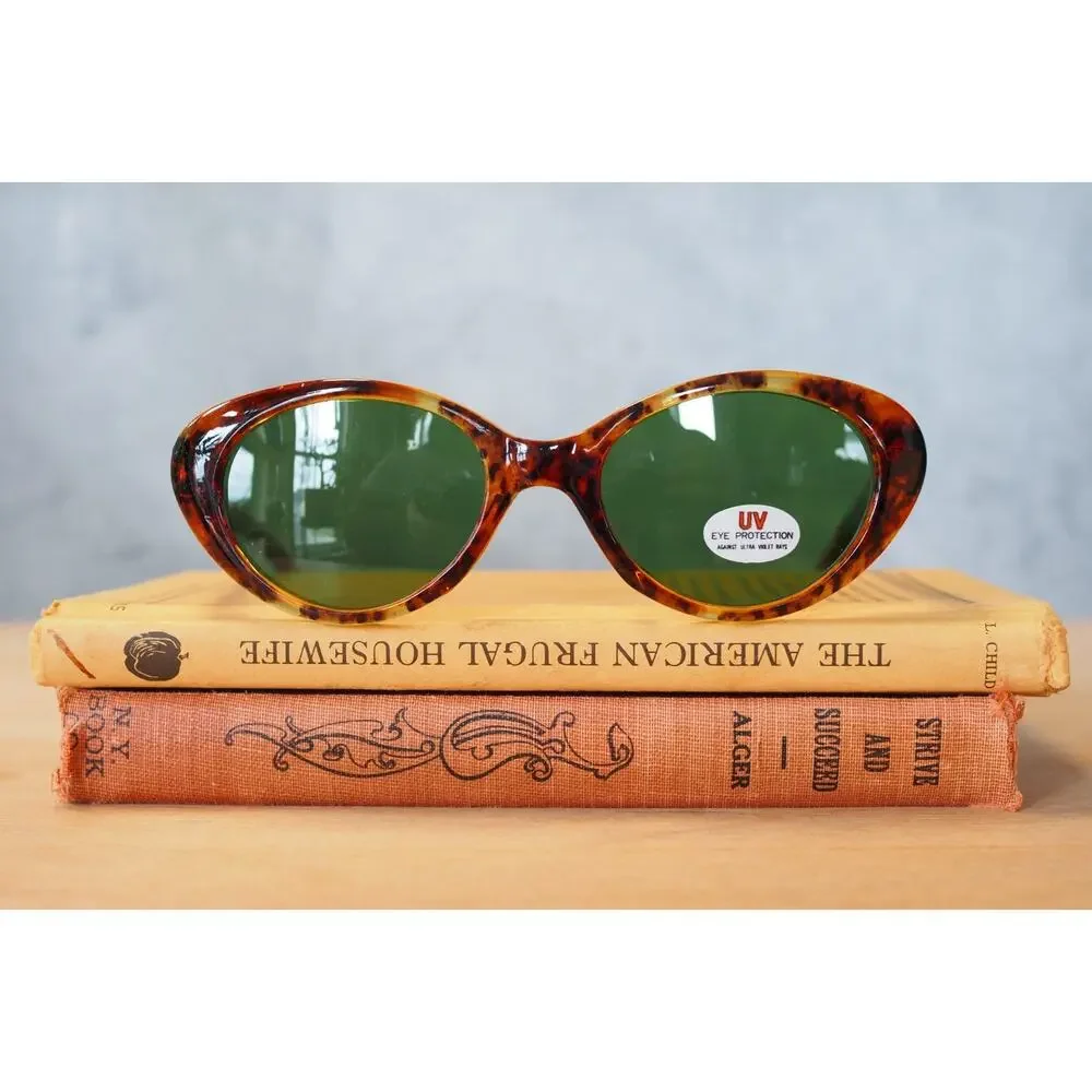 Vintage 1990s Y2K Sunglasses NOS Rockabilly Pin up Beach Retro Festival